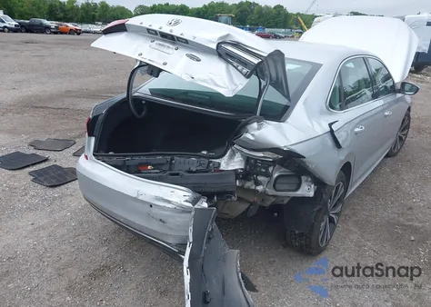 2020 Volkswagen Passat 2.0T Sel z USA, uszkodzony, nr VIN 1VWCA7A39LC020100